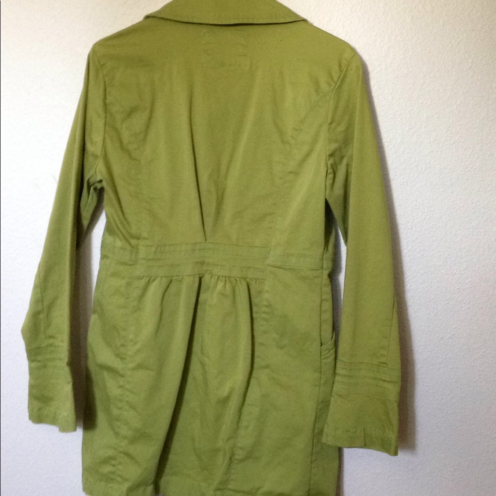 Like new jacket - Picture 2 of 2